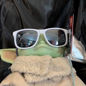 NWT Star Wars Stormtrooper Wayfarer Sunglasses